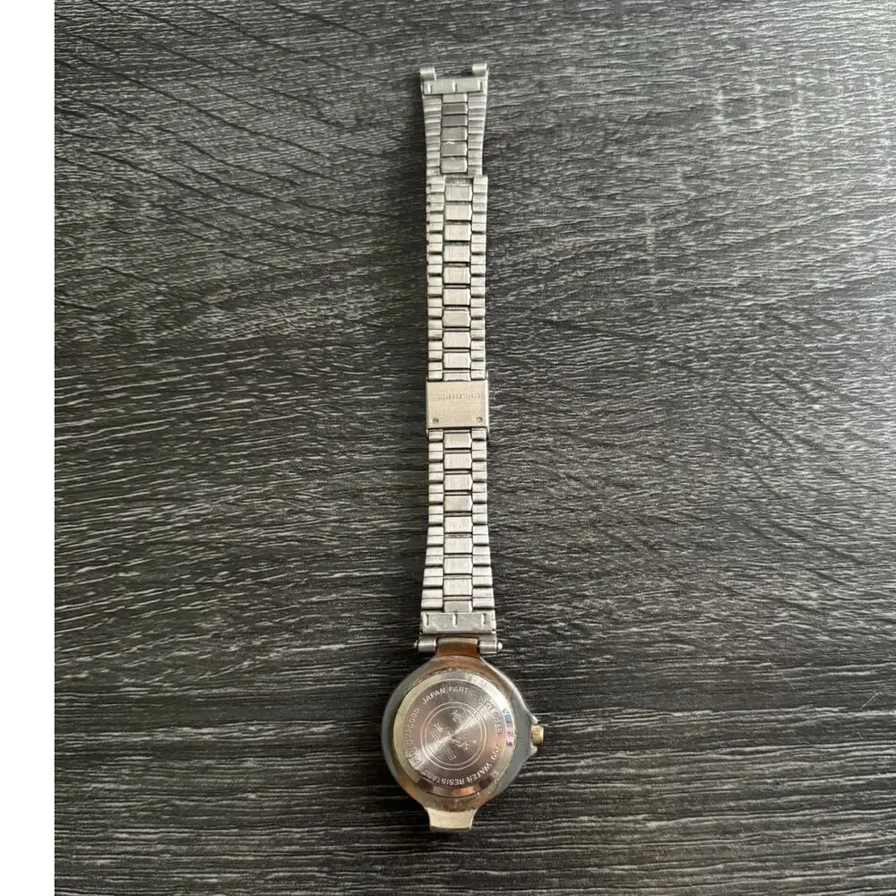 VTG Silver Tone Water Resistant Stainless Steel Watch‎ FOR PARTS UNTESTED